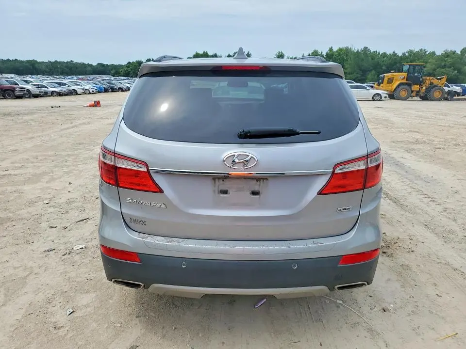 2016 HYUNDAI SANTA FE SE  