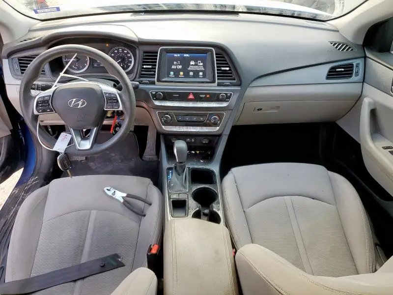 2019 HYUNDAI SONATA SE  