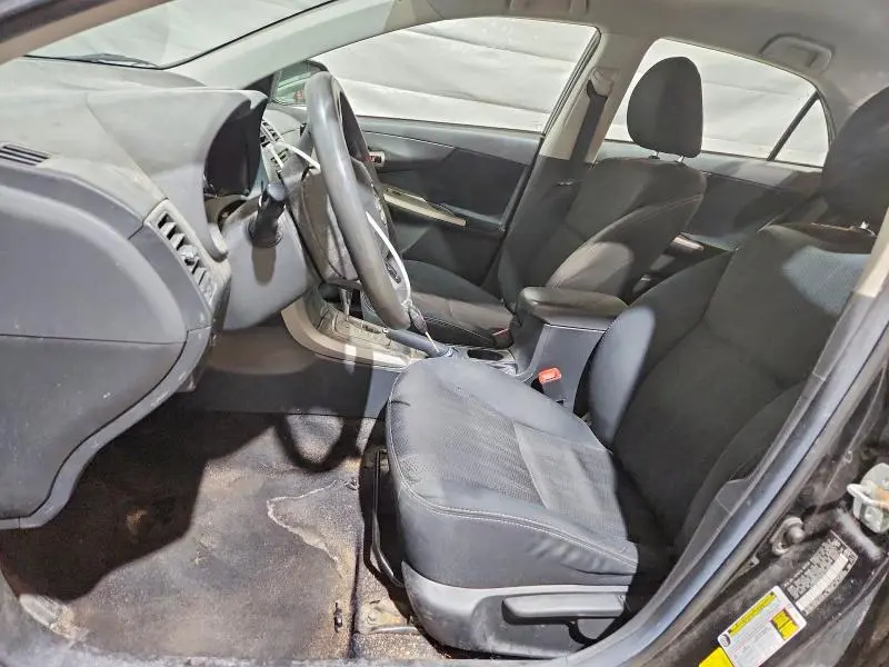 2013 TOYOTA COROLLA S  