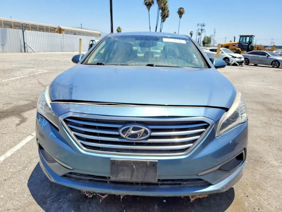 2017 HYUNDAI SONATA SE  