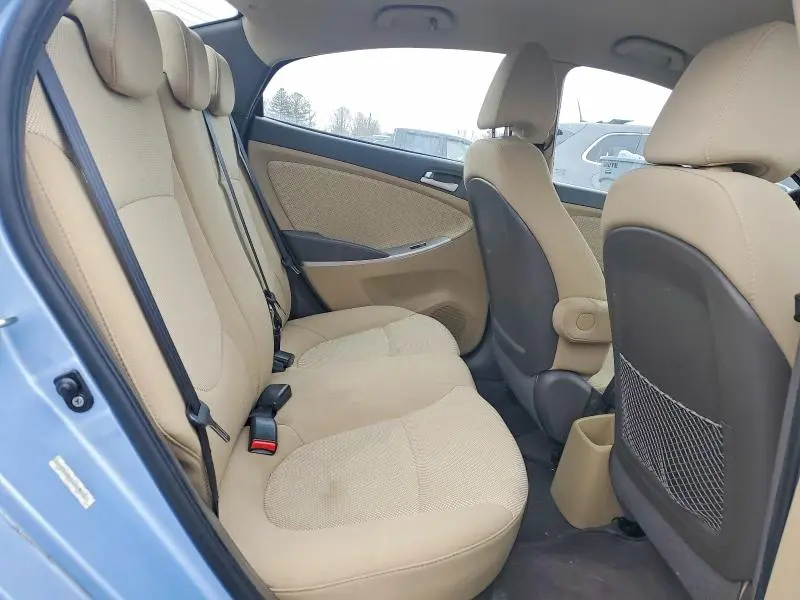 2012 HYUNDAI ACCENT GLS  