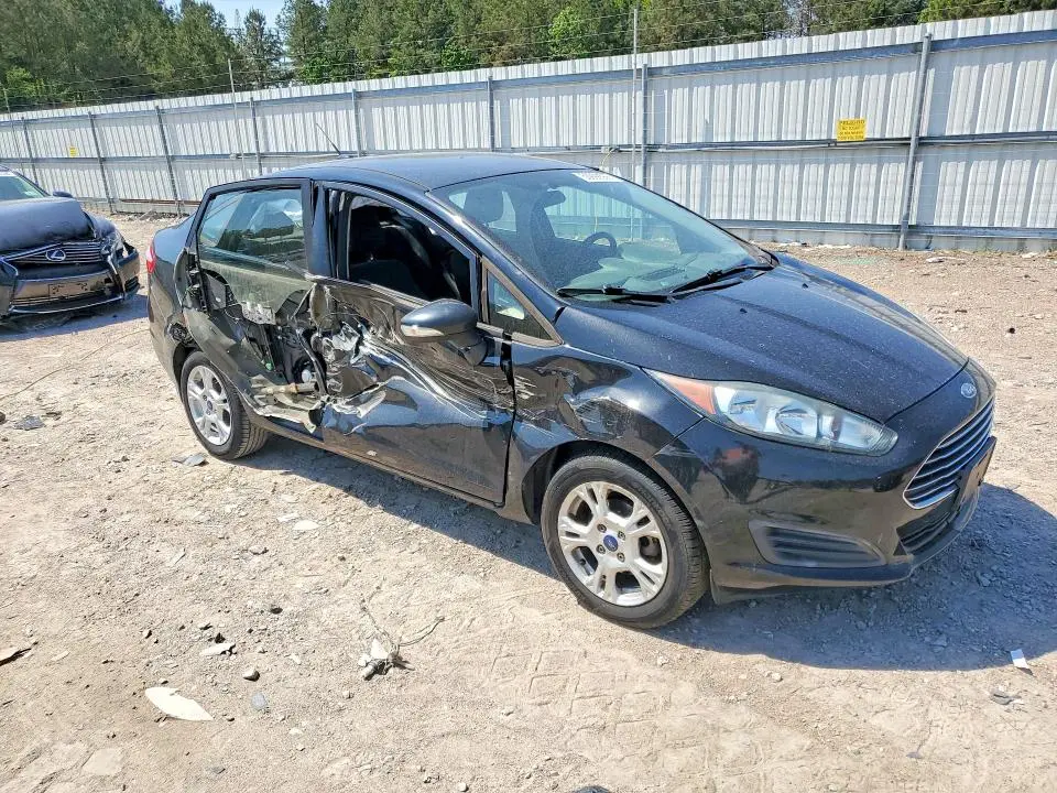 2016 FORD FIESTA SE  
