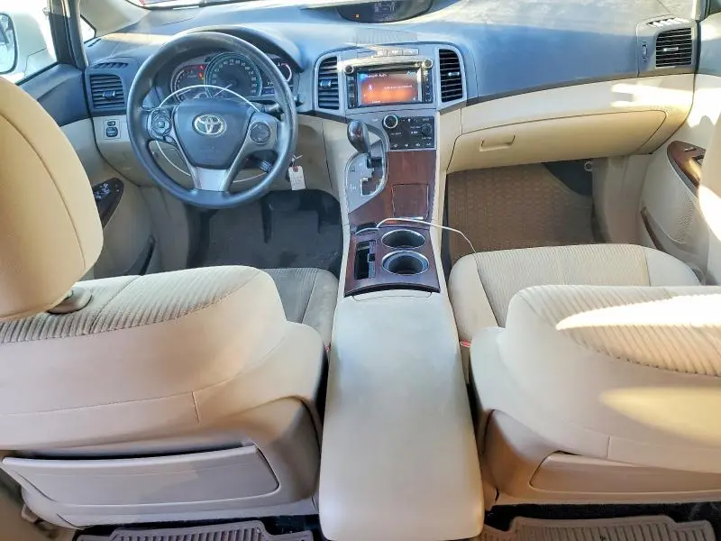 2013 TOYOTA VENZA LE  