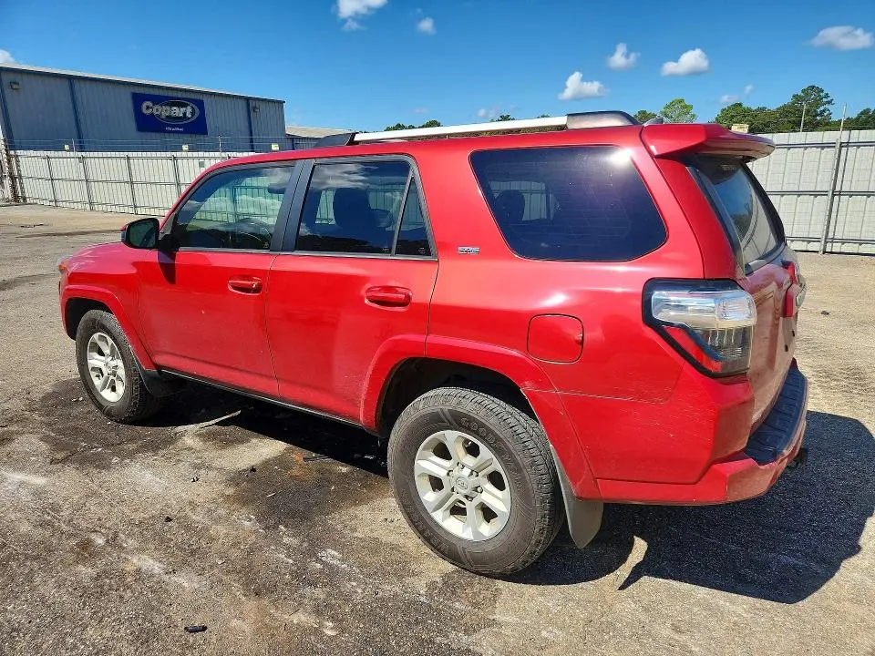 2021 TOYOTA 4RUNNER SR5  