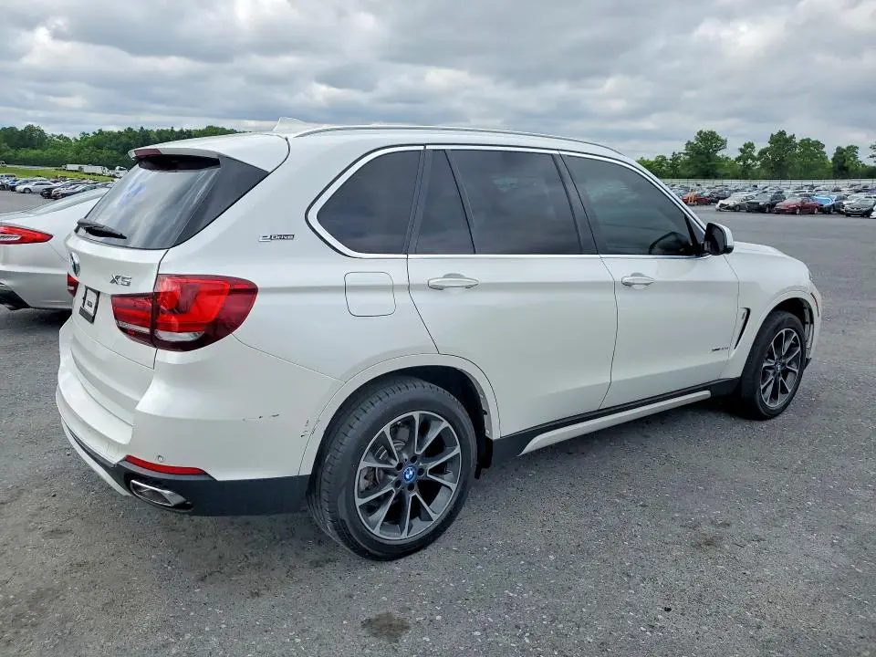 2017 BMW X5 XDR40E  