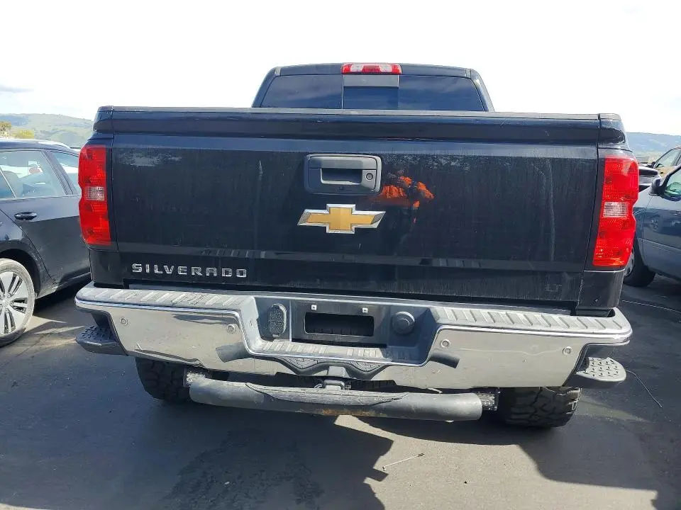 2018 CHEVROLET SILVERADO C1500 LT  