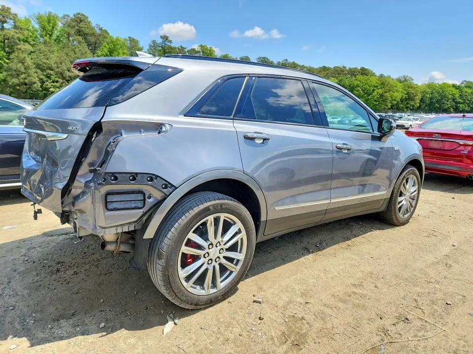 2022 CADILLAC XT5 SPORT  