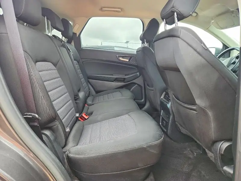 2020 FORD EDGE SE  