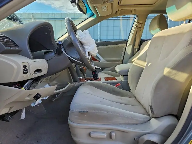 2011 TOYOTA CAMRY BASE  