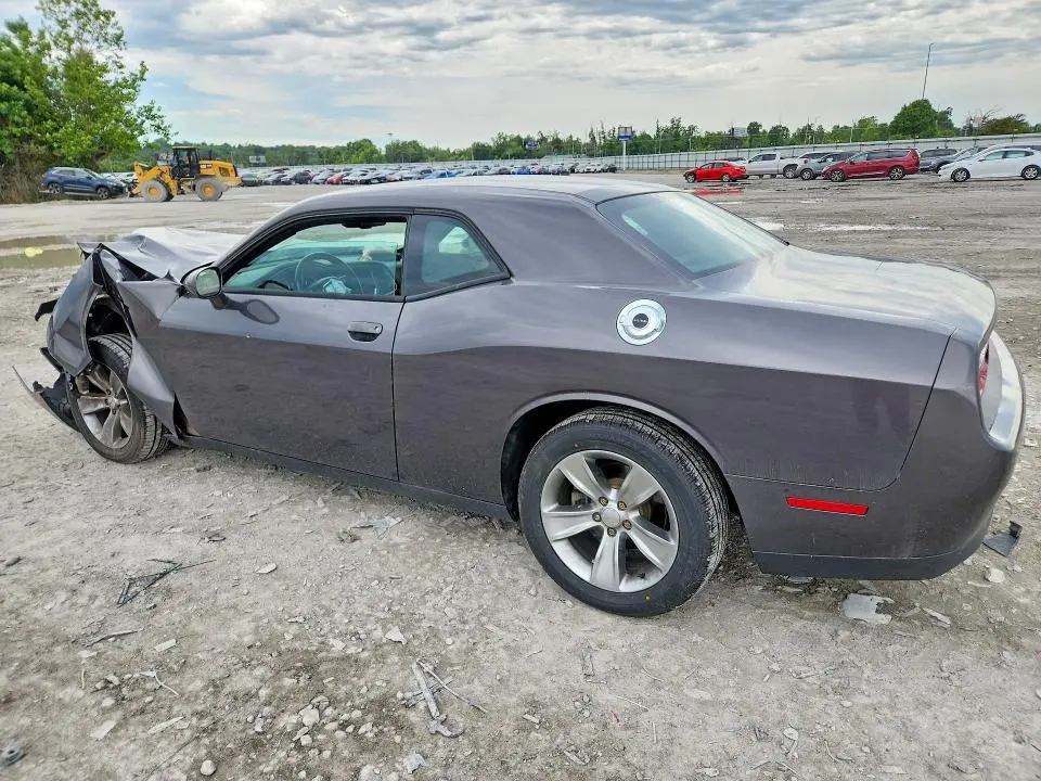 2016 DODGE CHALLENGER SXT  