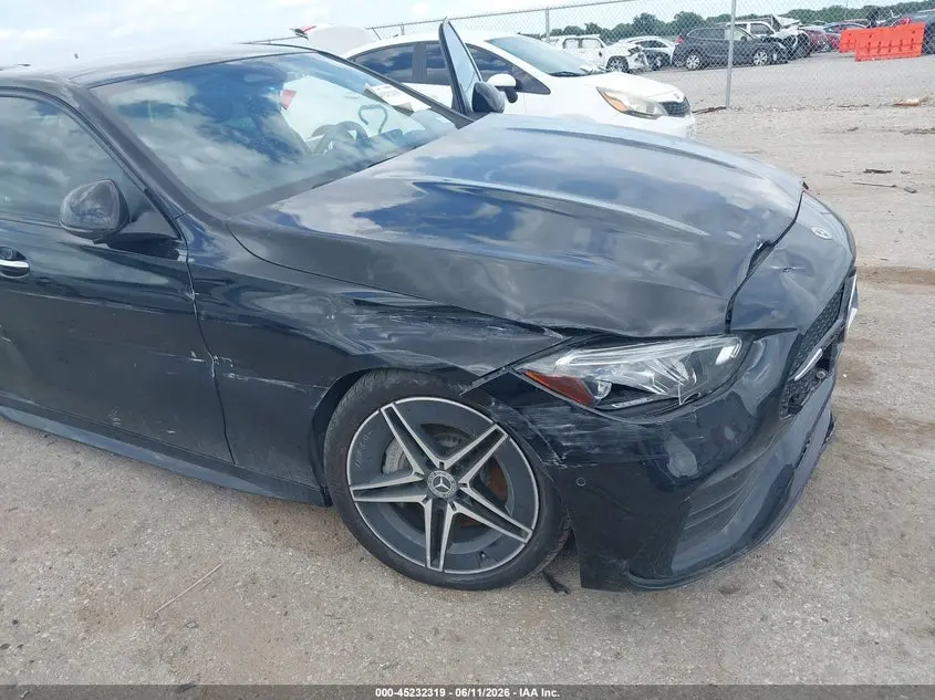 2024 MERCEDES-BENZ C 300  
