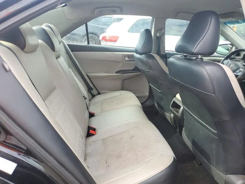 2017 TOYOTA CAMRY SE  