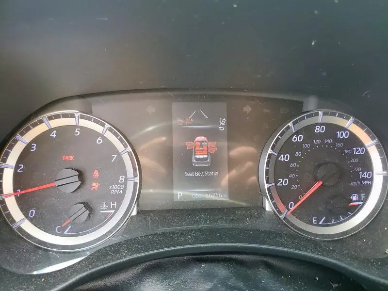 2020 TOYOTA HIGHLANDER L  