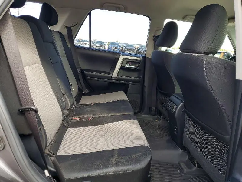 2019 TOYOTA 4RUNNER SR5  