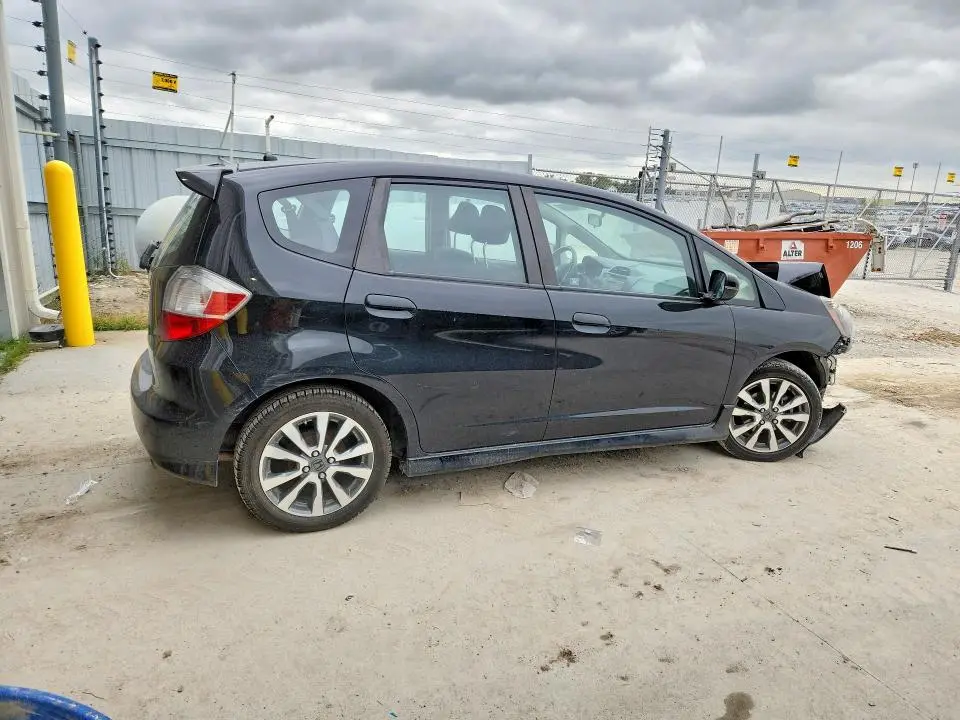 2013 HONDA FIT SPORT  