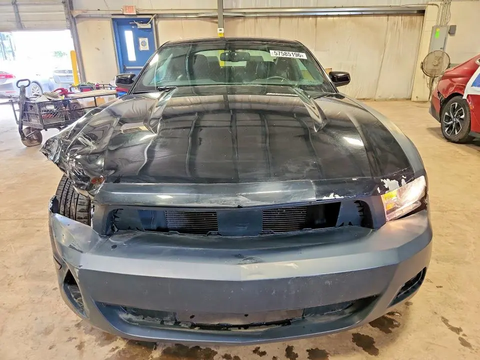2011 FORD MUSTANG   