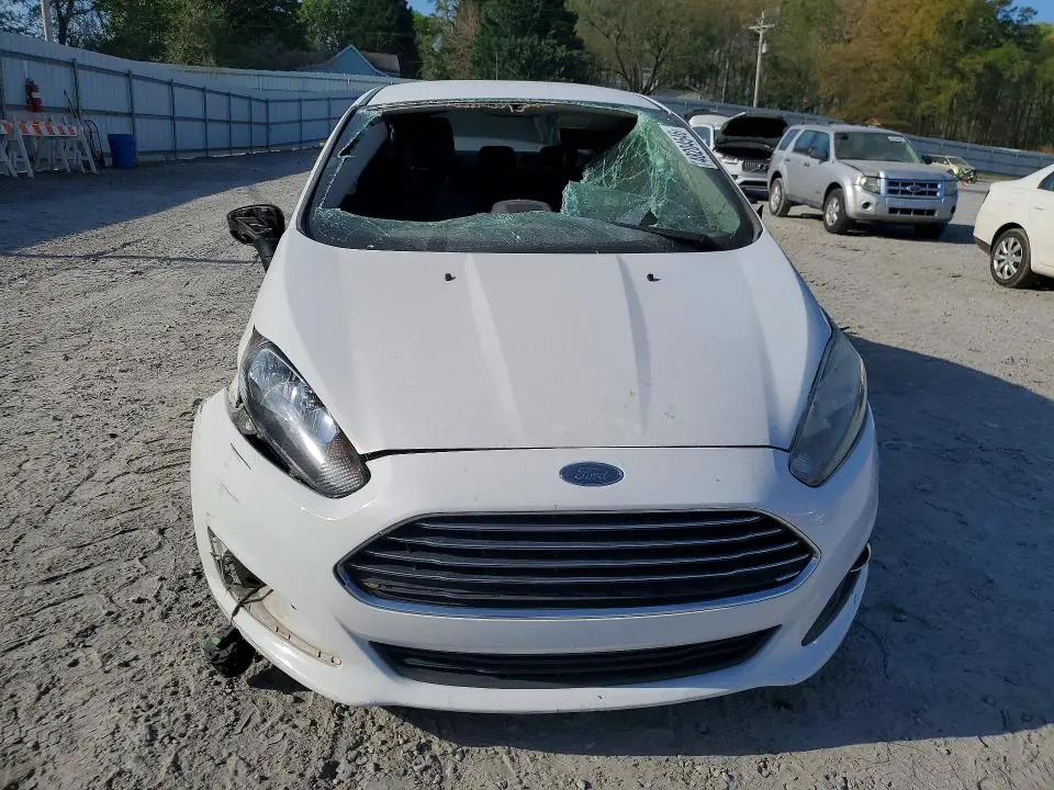 2019 FORD FIESTA SE  