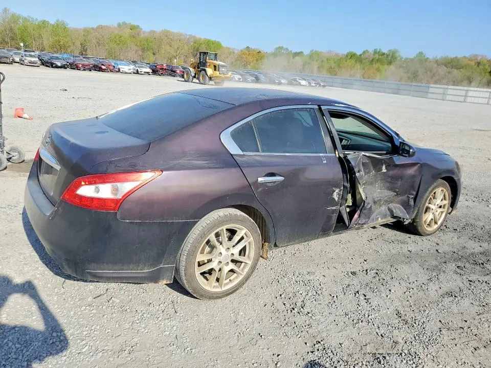 2010 NISSAN MAXIMA 3.5 S  