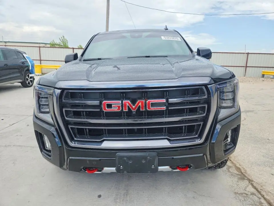 2024 GMC YUKON XL K1500 AT4  
