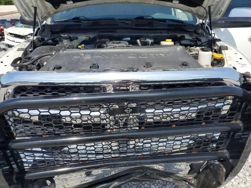 2016 RAM 2500 SLT  
