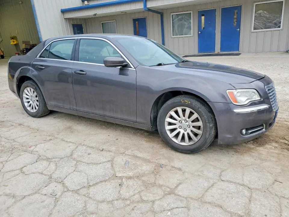 2013 CHRYSLER 300   