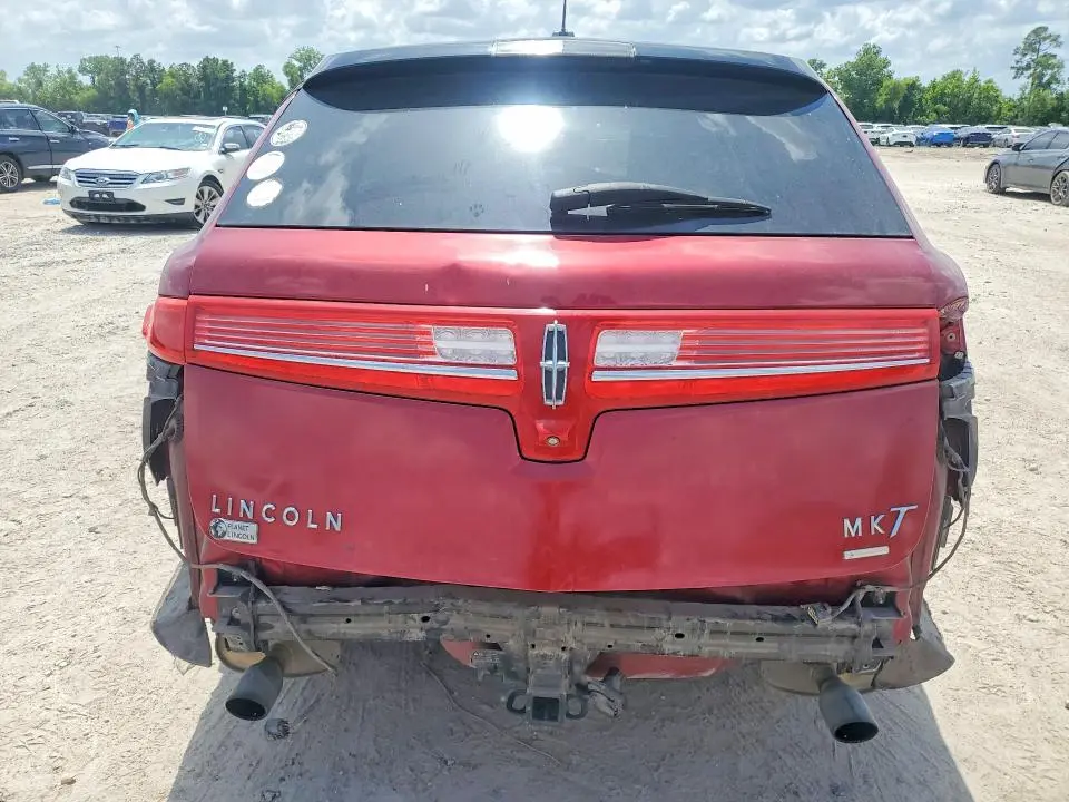 2014 LINCOLN MKT   