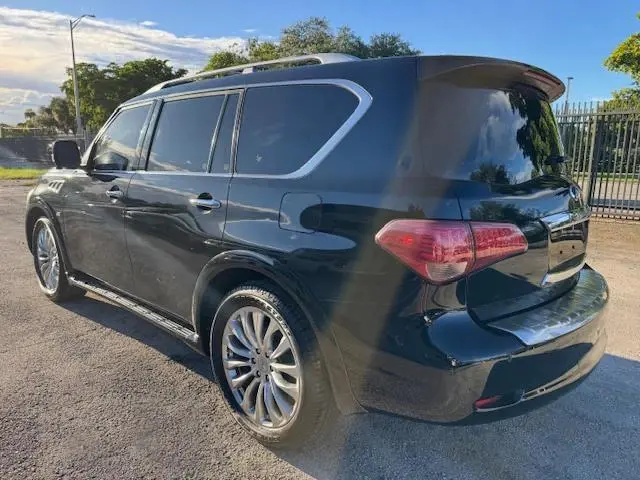 2016 INFINITI QX80