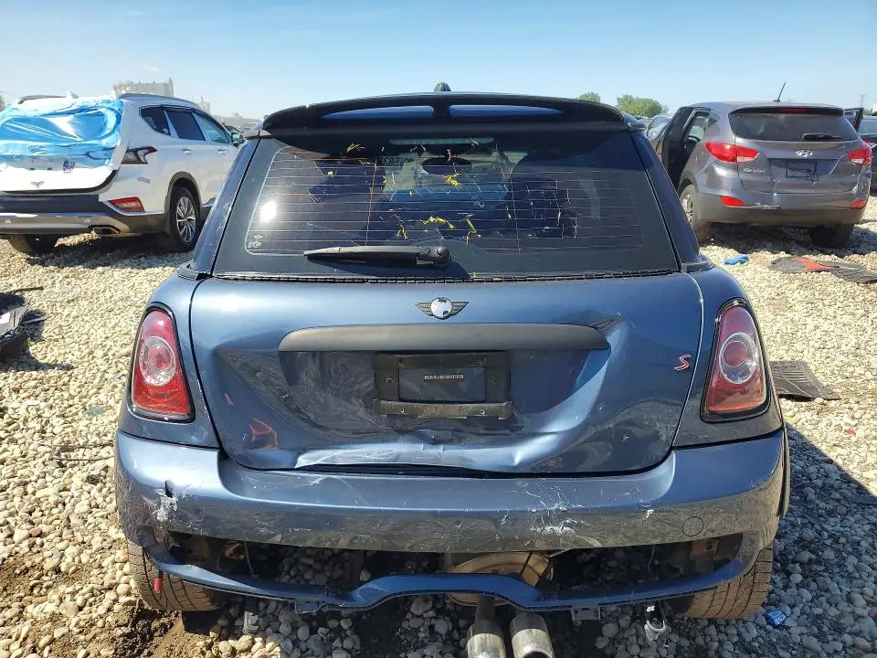 2011 MINI COOPER S  