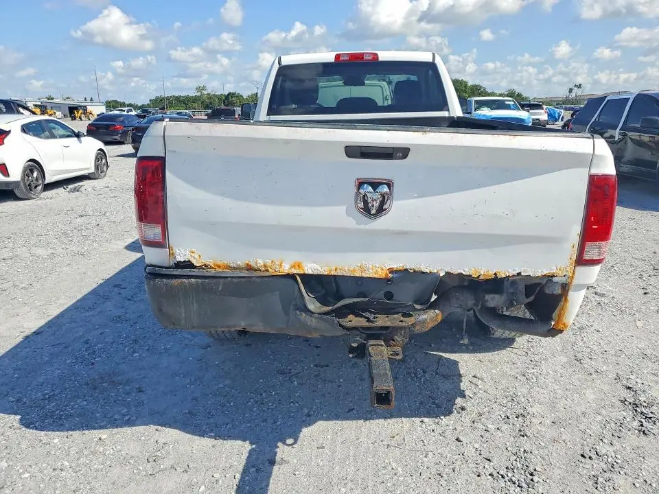2014 RAM 1500 ST  