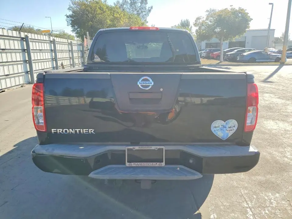 2012 NISSAN FRONTIER S  