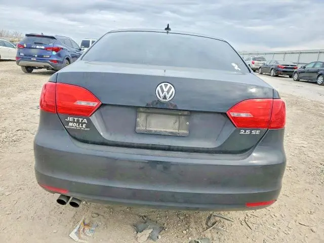 2012 VOLKSWAGEN JETTA SE  