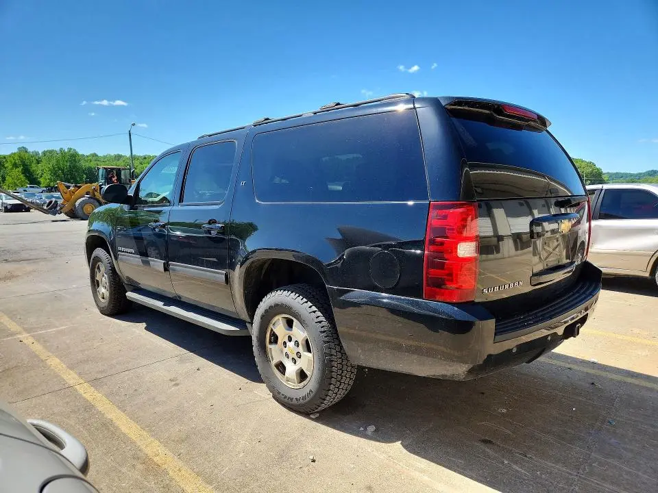 2011 CHEVROLET SUBURBAN K1500 LT  