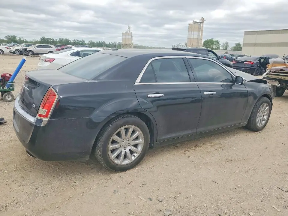 2012 CHRYSLER 300 LIMITED  