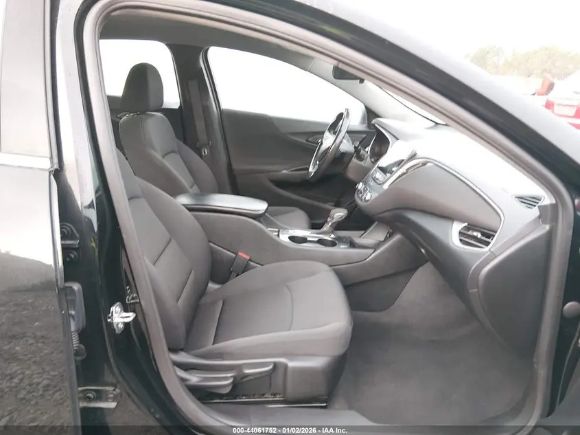 2022 CHEVROLET MALIBU FWD RS