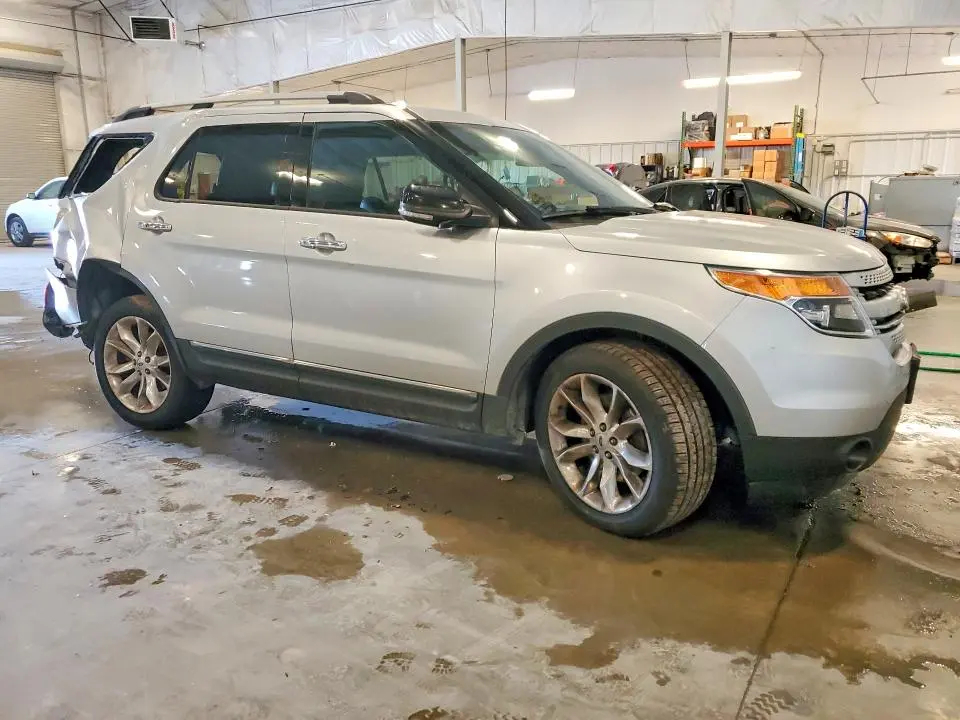 2014 FORD EXPLORER XLT  