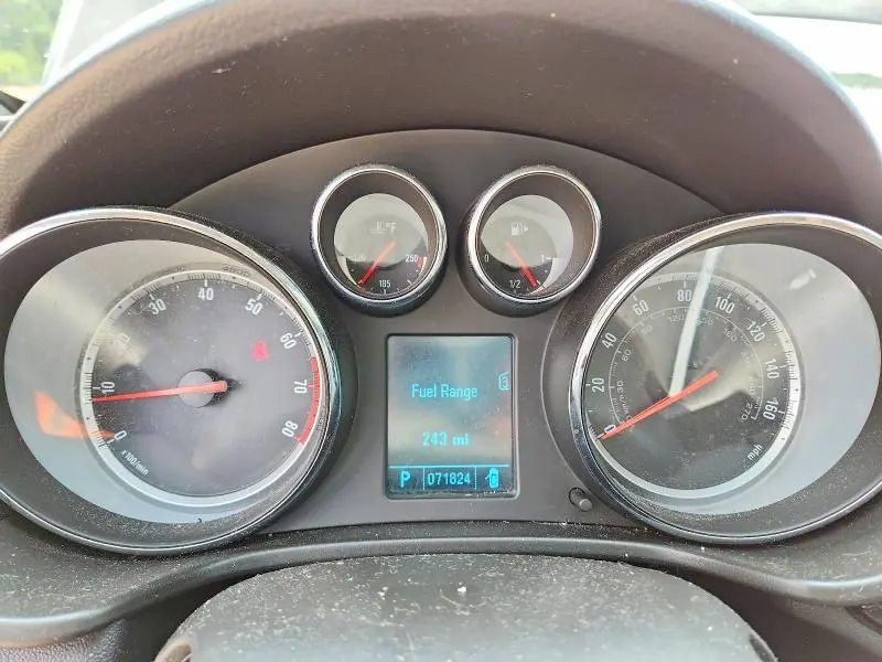 2011 BUICK REGAL CXL  