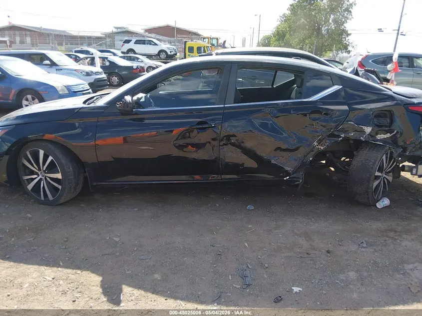 2019 NISSAN ALTIMA 2.5 SR