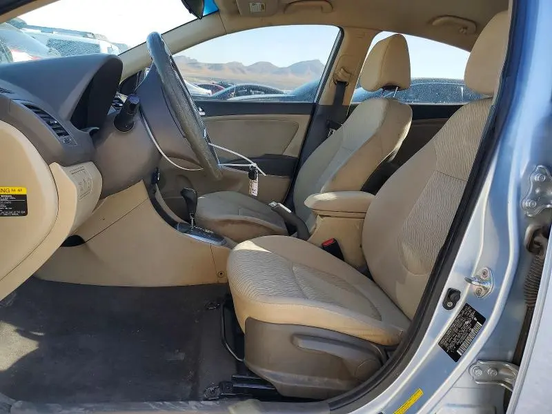 2012 HYUNDAI ACCENT   