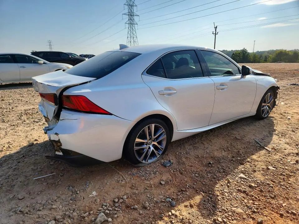 2018 LEXUS IS 300  