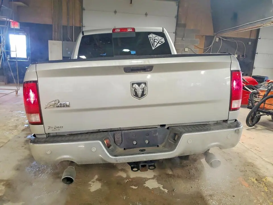 2017 RAM 1500 SLT  