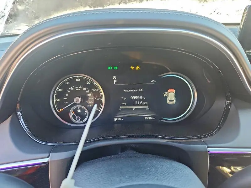 2022 GENESIS GV70 BASE  