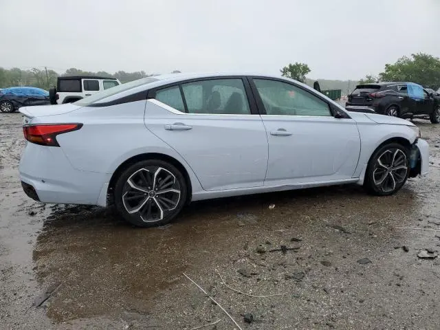 2023 NISSAN ALTIMA SR  