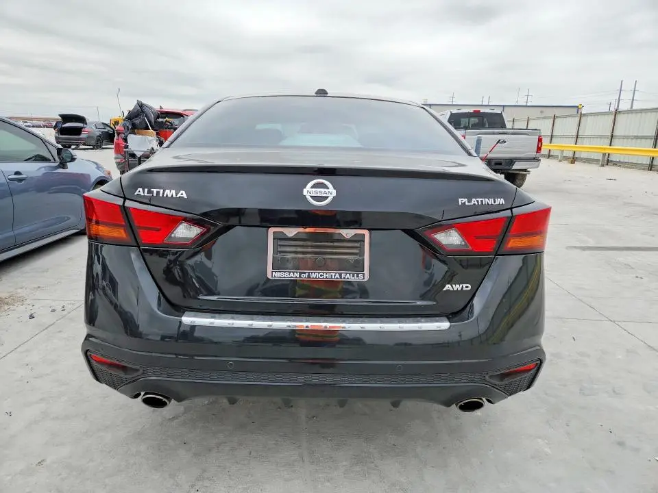 2021 NISSAN ALTIMA PLATINUM  