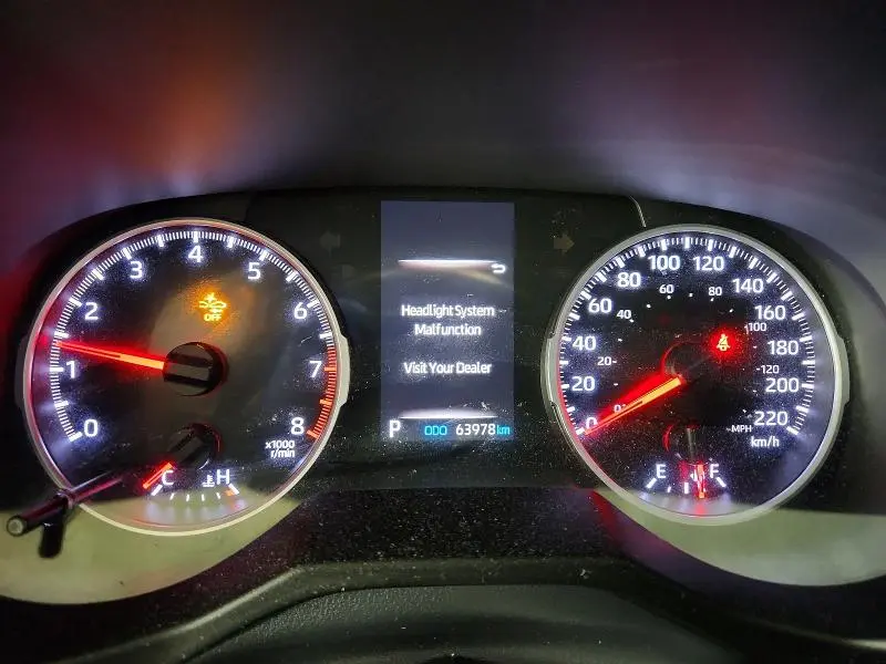 2019 TOYOTA RAV4 XLE  