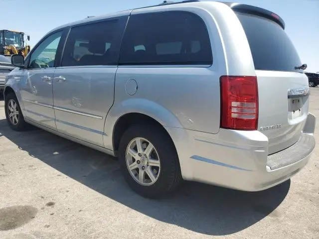 2010 CHRYSLER TOWN & COUNTRY TOURING  