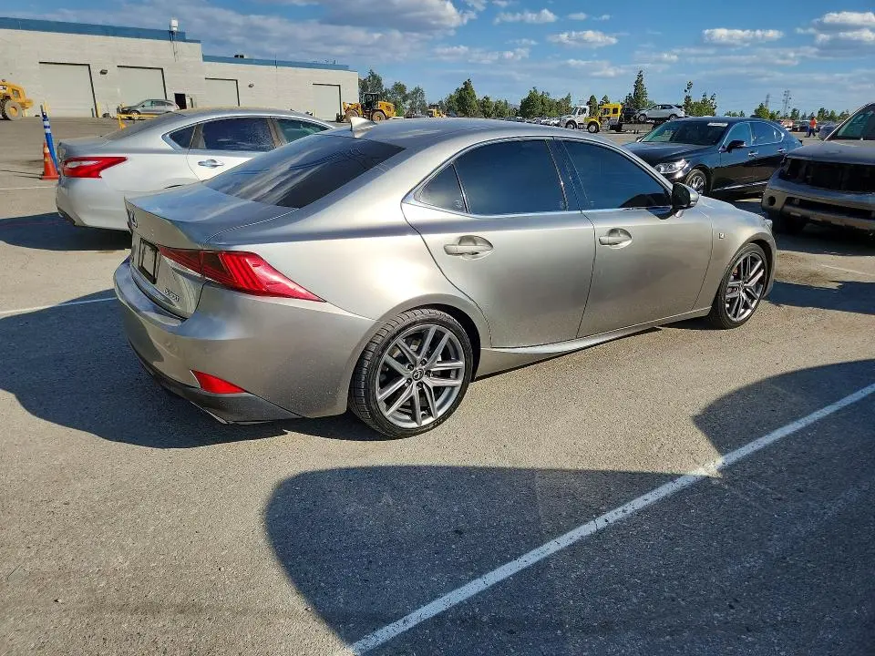 2019 LEXUS IS 300  