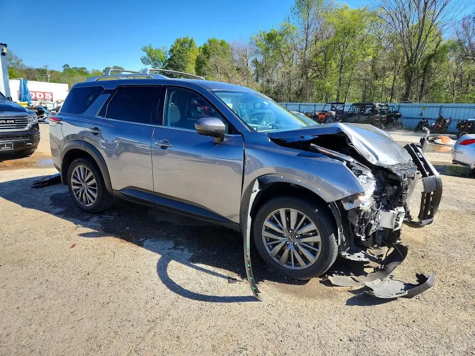 2025 NISSAN PATHFINDER SL  