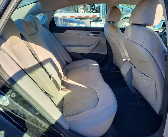 2019 HYUNDAI SONATA SE  
