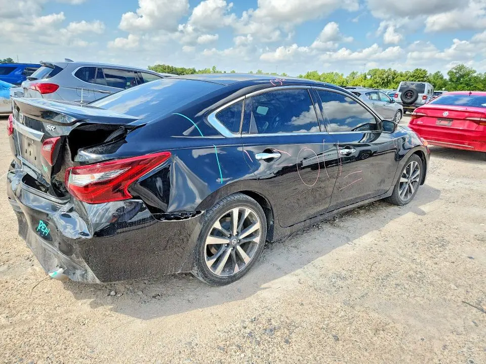 2017 NISSAN ALTIMA 2.5 SR  