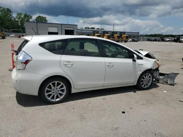 2013 TOYOTA PRIUS V   